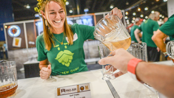 pro-am-pouring