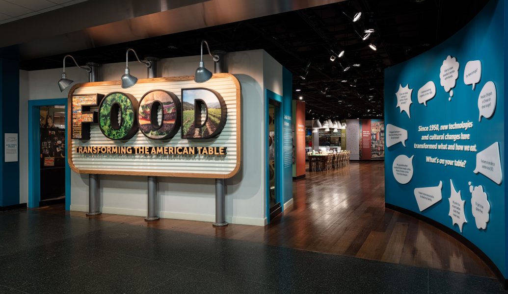 FOOD-exhbit-entrance-JN2019-01616