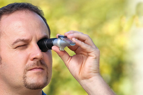 zymja17-refractometer