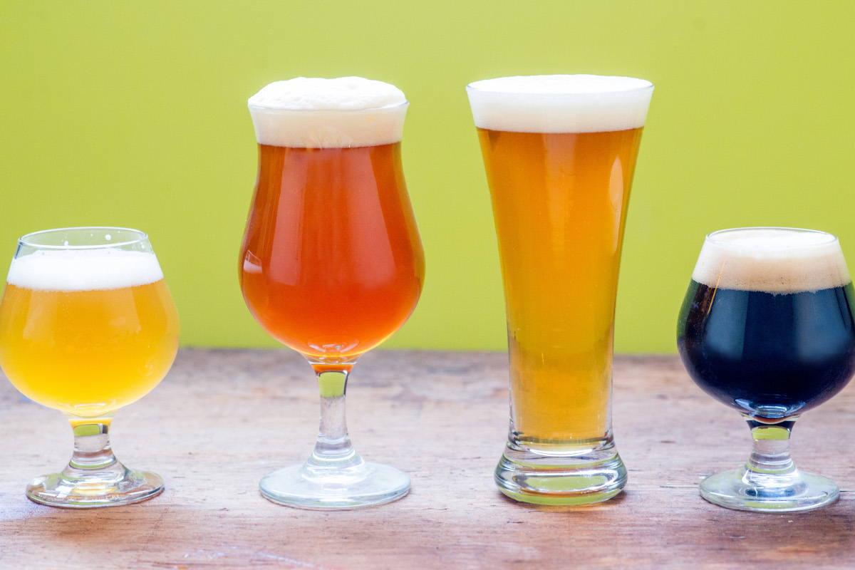 beers of assorted colors