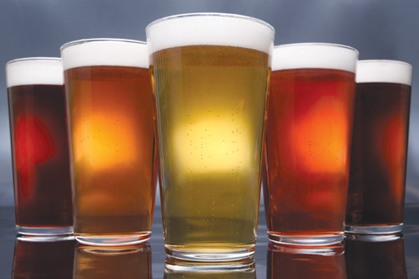 july-august-2022-zymurgy-magazine_Featured-Stories_BeerColor_600x400
