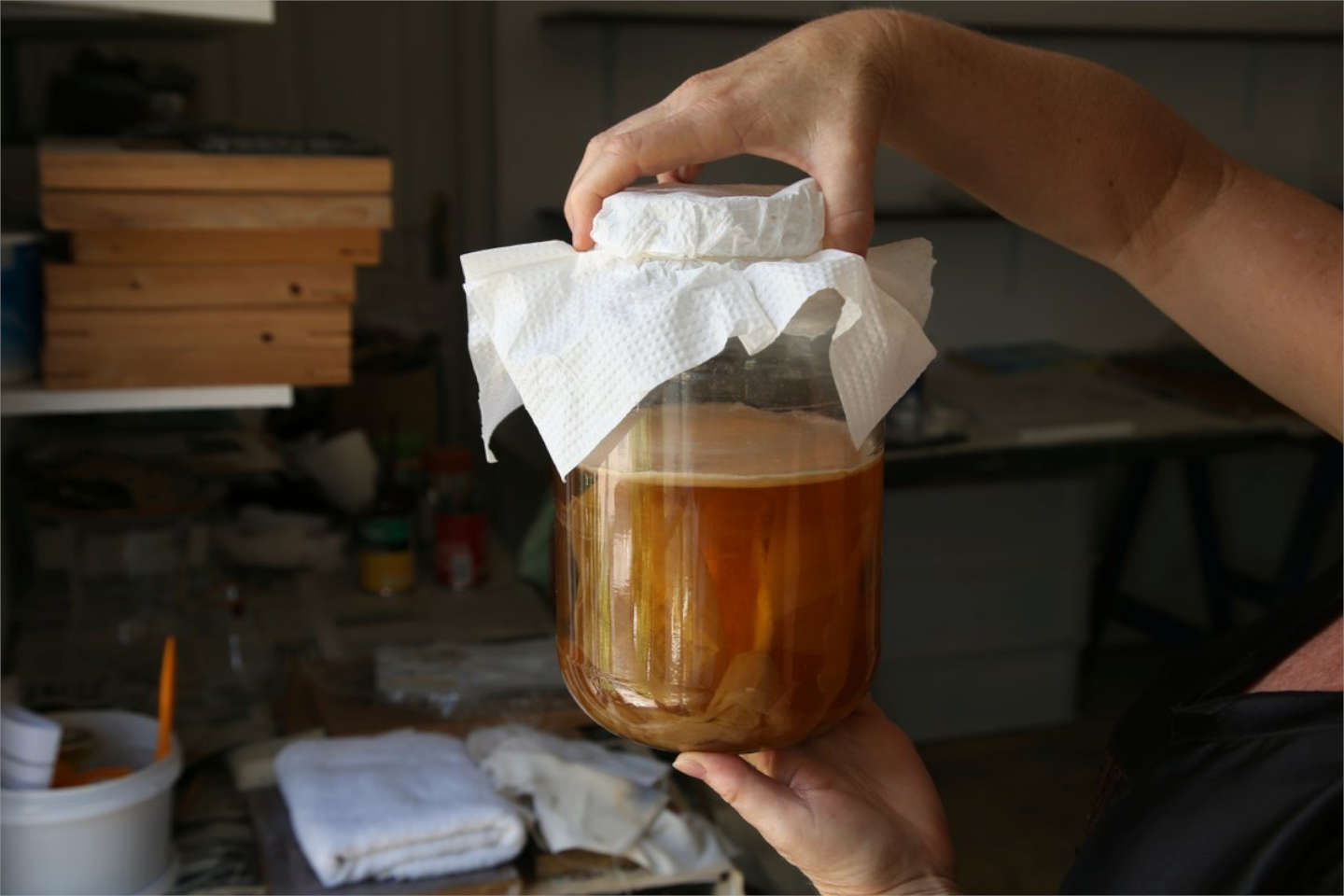 making-hard-kombucha