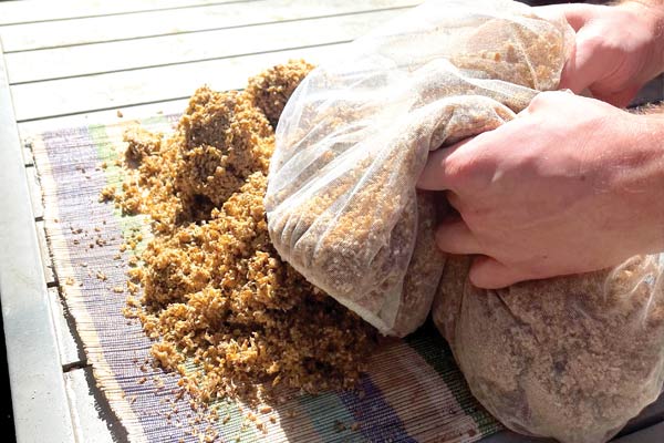 JFzym23_Featured-Stories_Waste_600x400