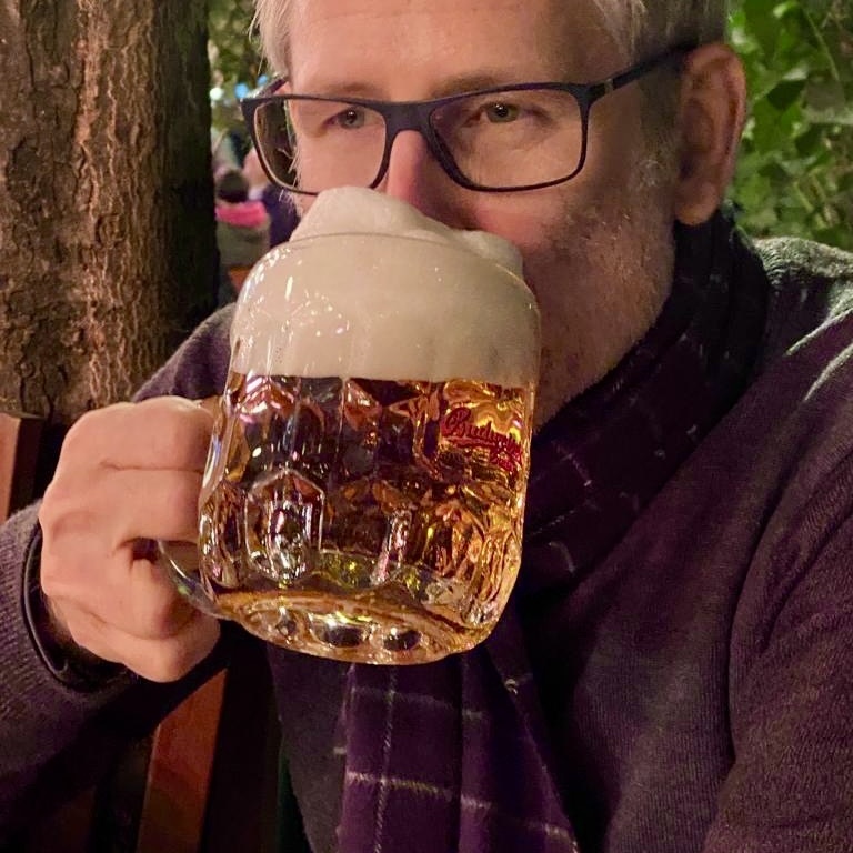Franz Hofer headshot